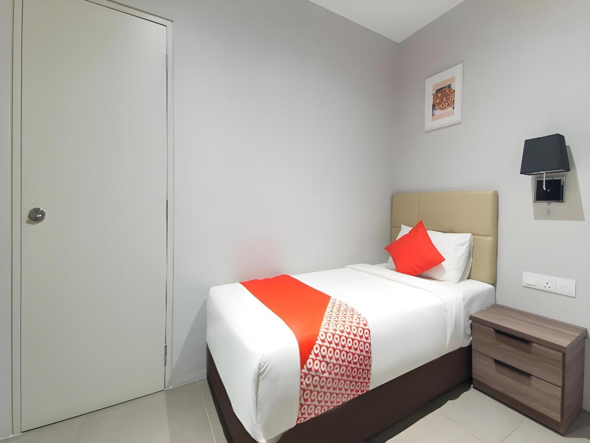 Yootel Boutique Hotel Каджанг Экстерьер фото