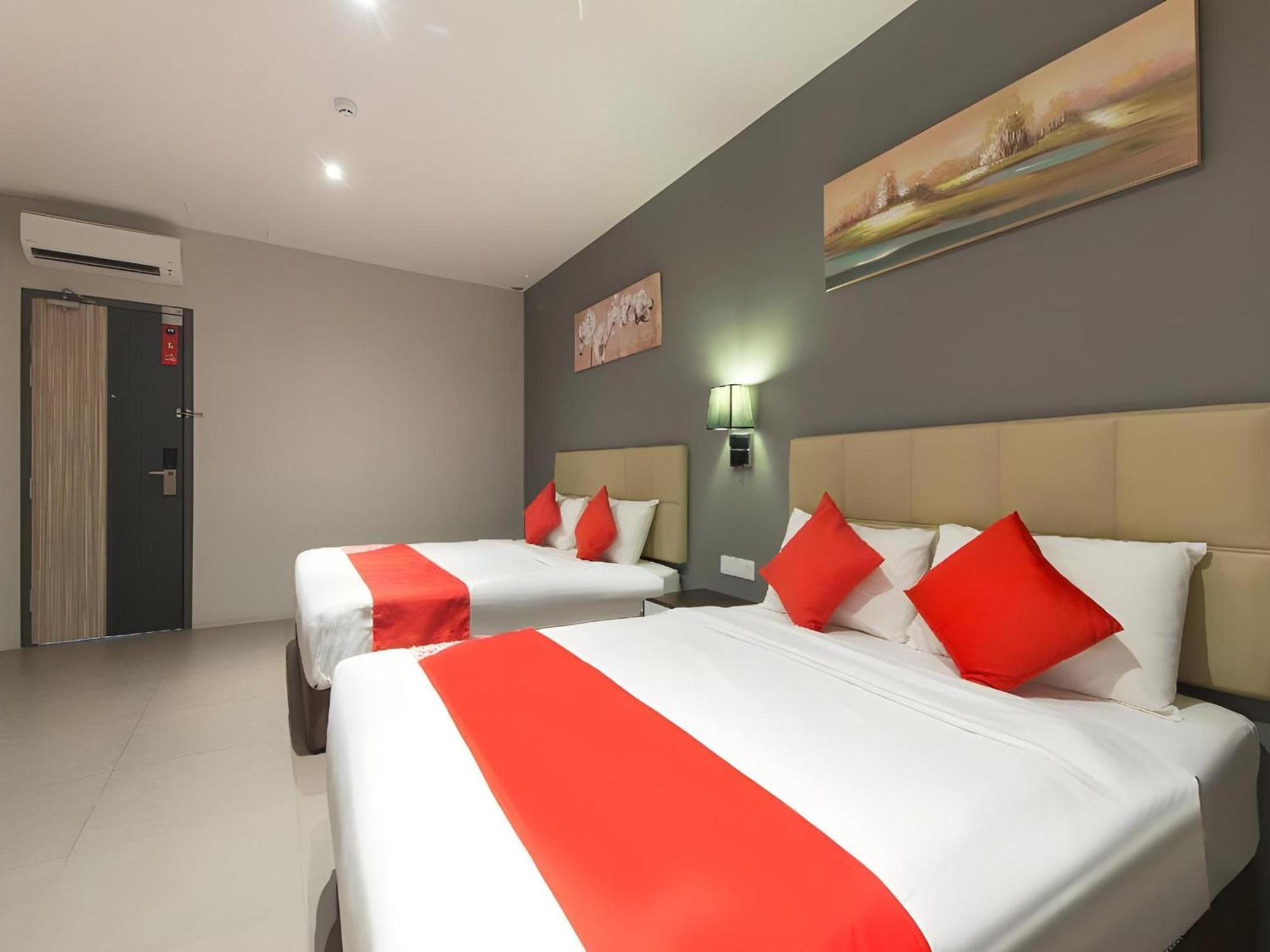 Yootel Boutique Hotel Каджанг Экстерьер фото