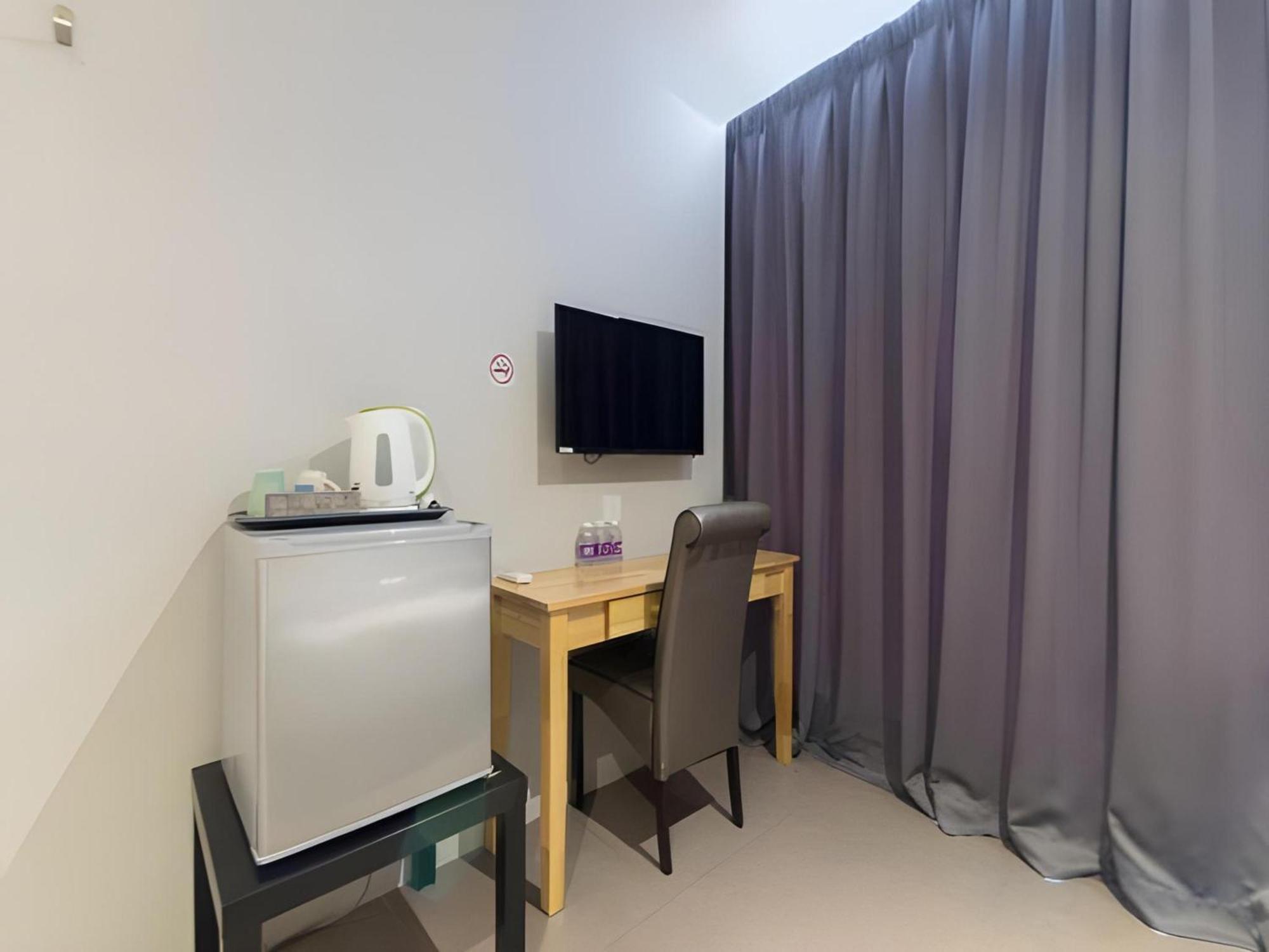 Yootel Boutique Hotel Каджанг Экстерьер фото