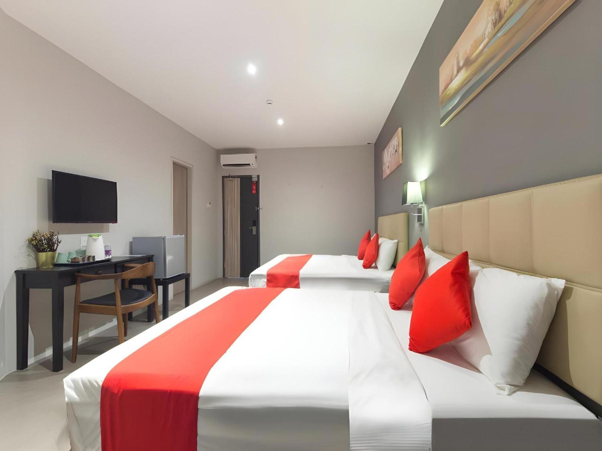 Yootel Boutique Hotel Каджанг Экстерьер фото
