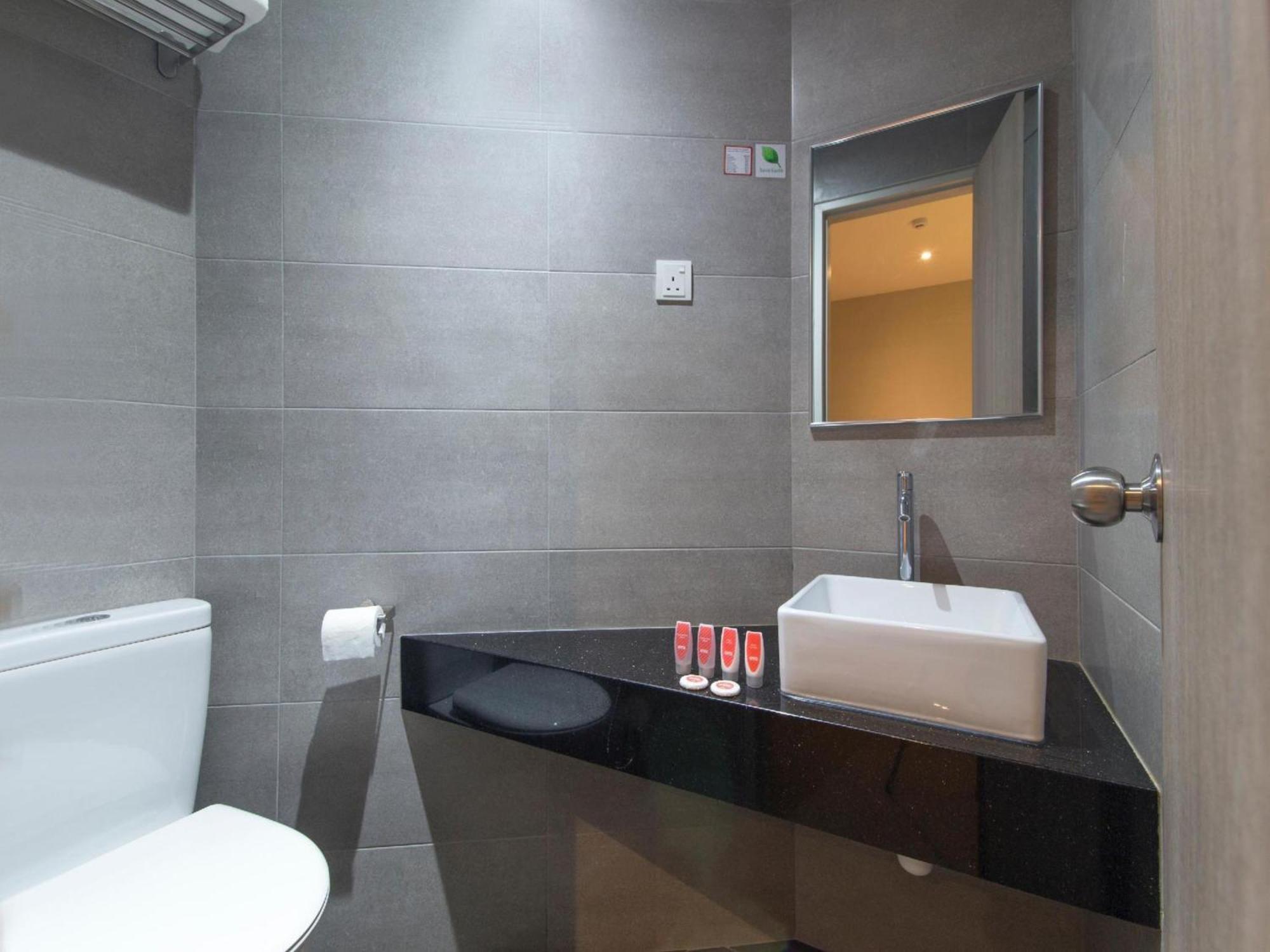 Yootel Boutique Hotel Каджанг Экстерьер фото