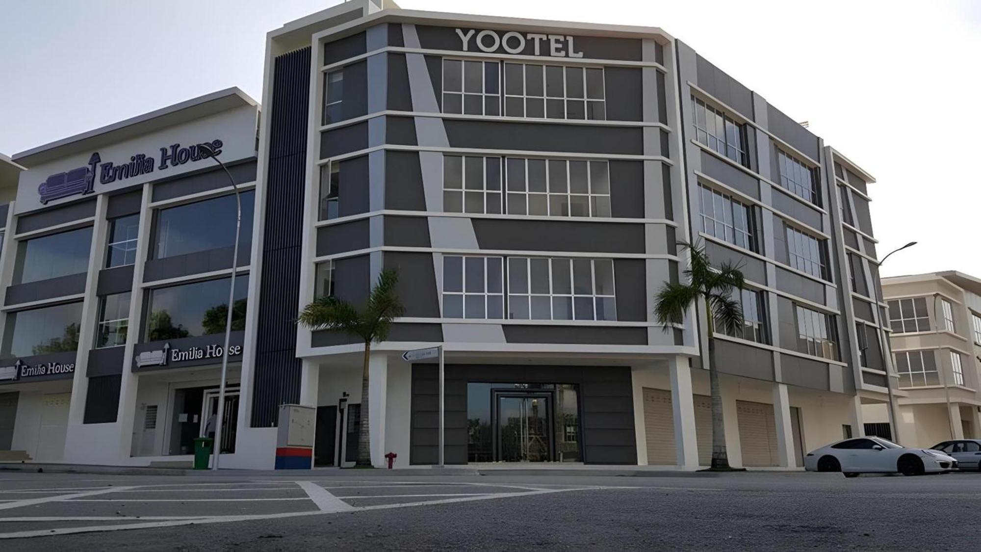 Yootel Boutique Hotel Каджанг Экстерьер фото